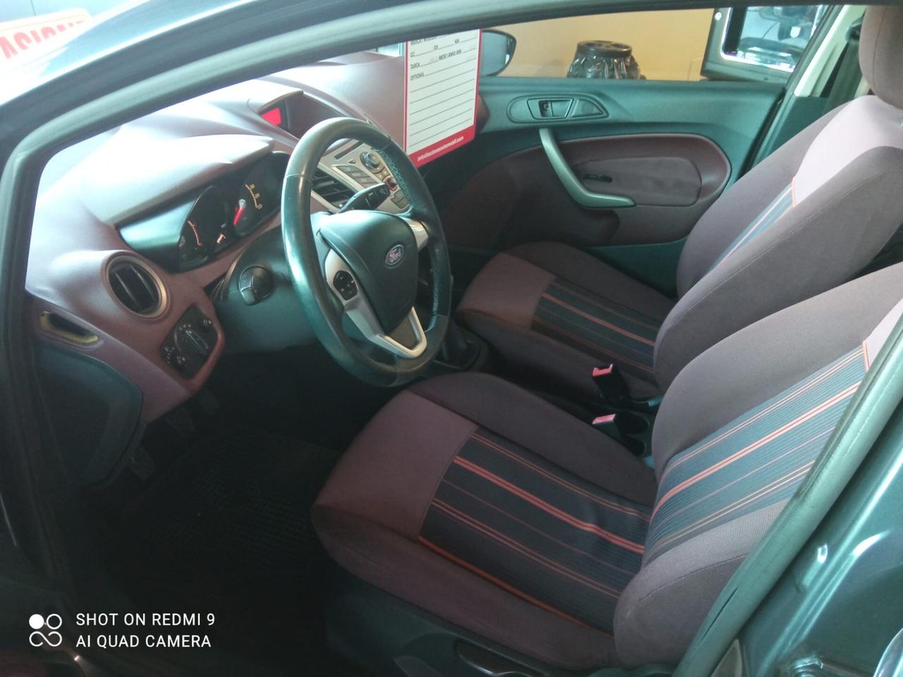 Ford Fiesta 1.4 TDCi 5p. Ghia neopatentati
