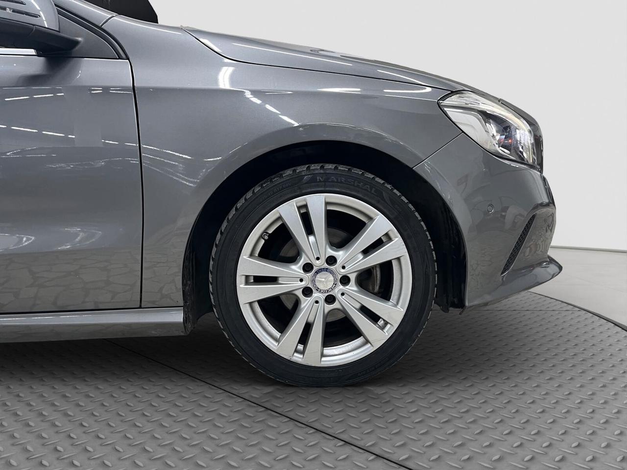 Mercedes-benz A 180d Automatic Sport 2017