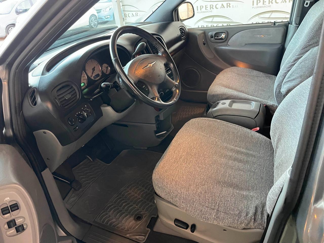 Chrysler Voyager Grand 2.8 CRD cat Limited Auto