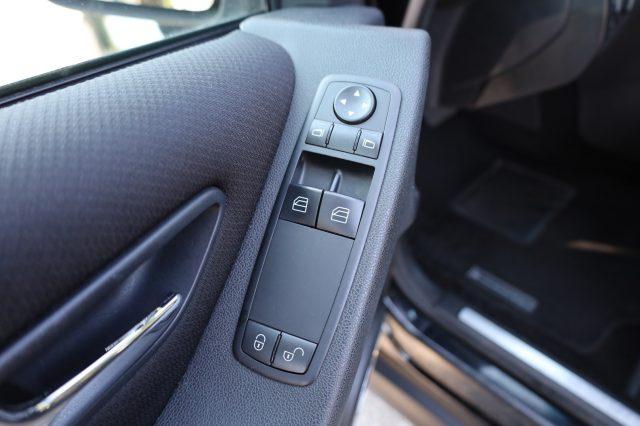 MERCEDES-BENZ B 180 CDI Sport Automatica
