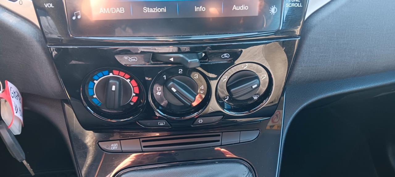 Lancia Ypsilon 1.0 FireFly 5 porte S&S Hybrid Gold