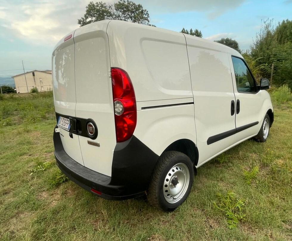 Fiat Doblò 1.6 MJT 105CV Cargo Business - IVA ESPOSTA -- Km certificati