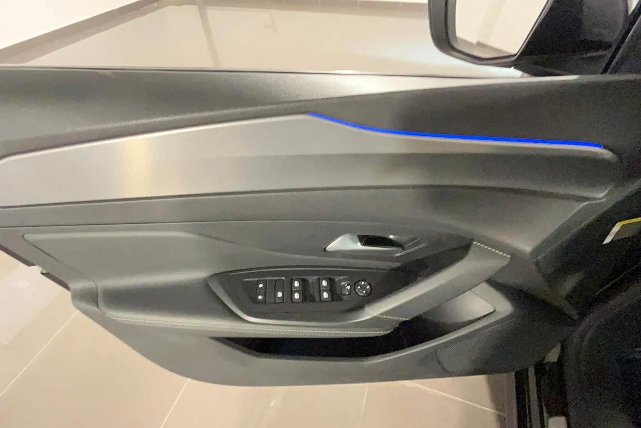 Peugeot 408 PureTech 130 S&S EAT8 GT