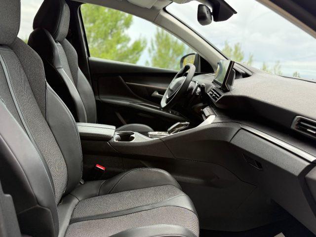 PEUGEOT 3008 BlueHDi 130 S&S EAT8 Allure