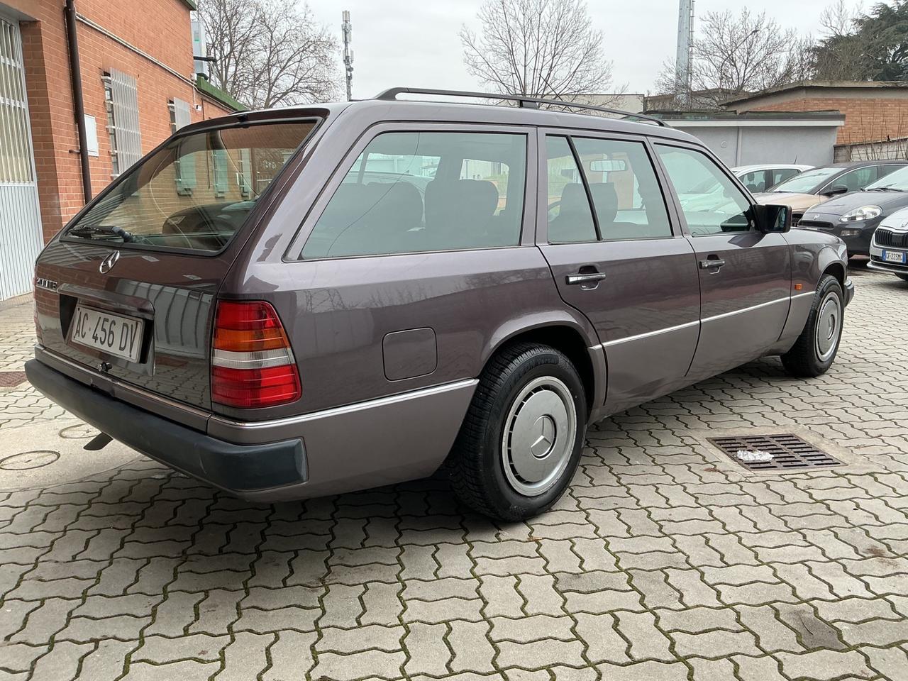 Mercedes-benz E 200 Station Wagon