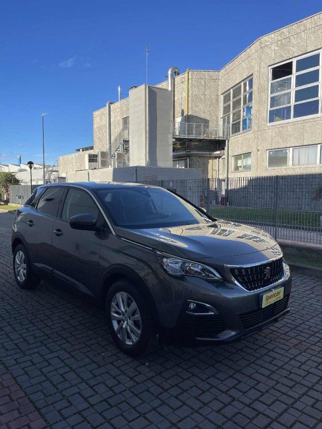 PEUGEOT 3008 BlueHDi 130 S&S Allure