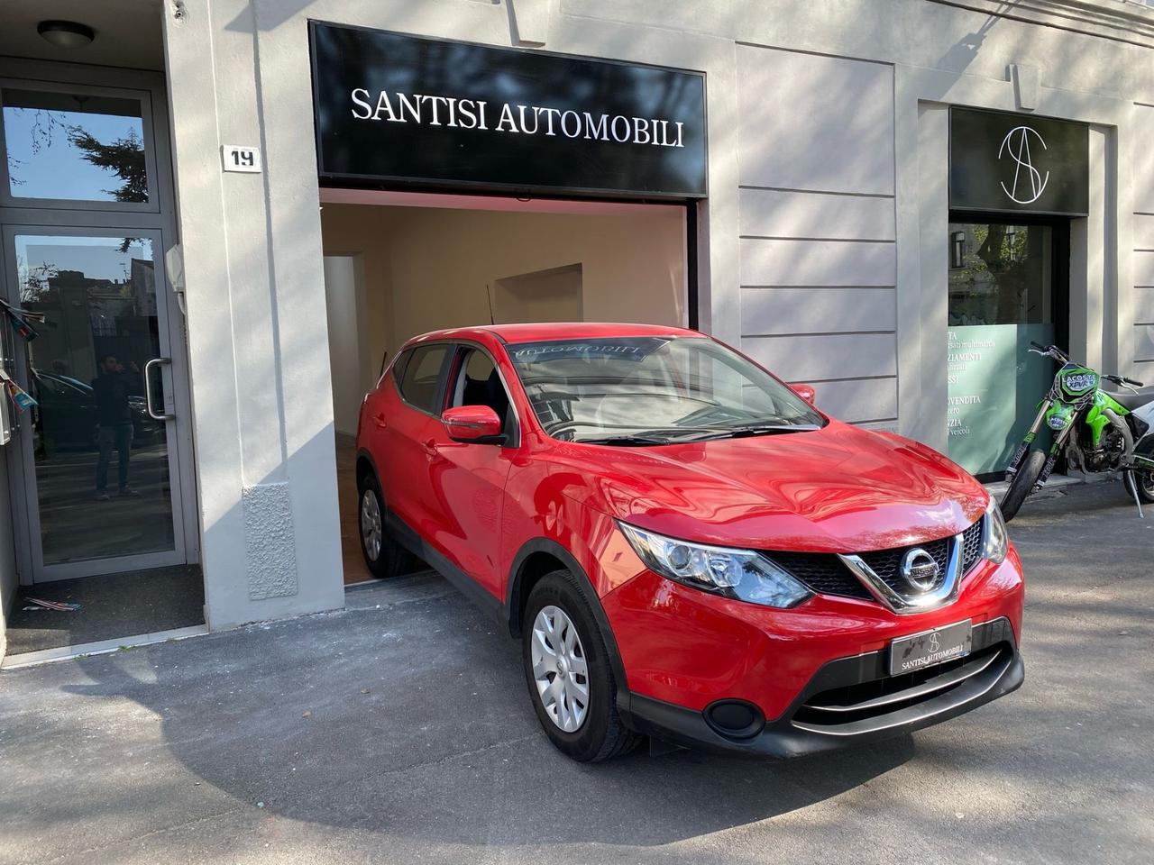Nissan Qashqai 1.2 DIG-T N-Connecta 115cv NEOPATENTATI!!!
