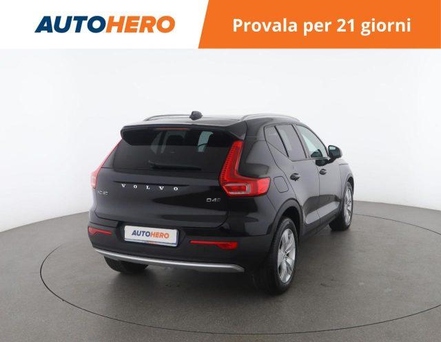 VOLVO XC40 D4 AWD Geartronic Momentum