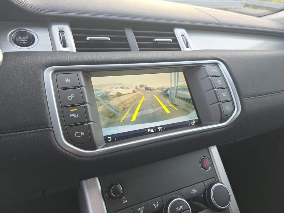 Land Rover Range Rover Evoque Range Rover Evoque 2.0 eD4 5p. Urban Attitude Edition
