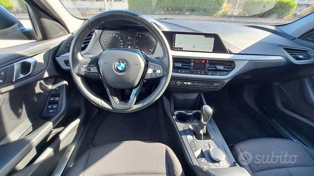 BMW 116 d 5p. Luxury i.e