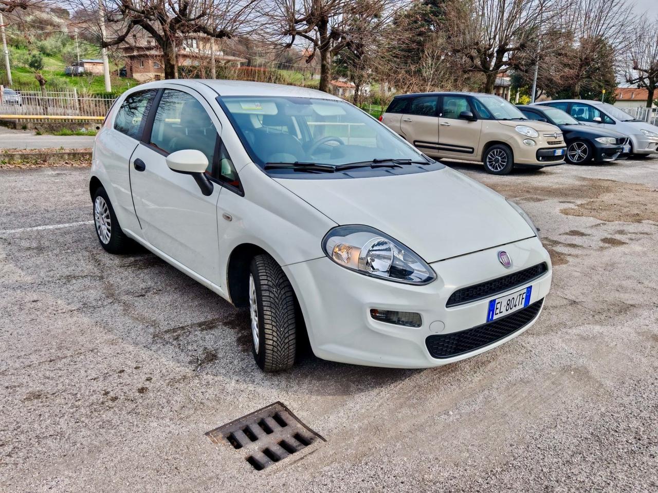Fiat Punto 1.2 benzina 69cv Neopat - 54.000km