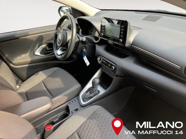 TOYOTA Yaris 1.5 Hybrid 5 porte Business