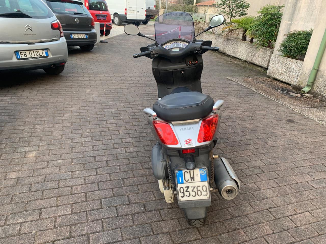 Yamaha X-Max 250 Sport
