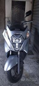 Honda Silver Wing 400 Argento