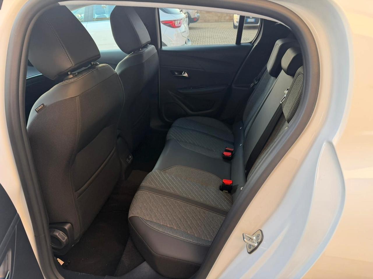 Peugeot 208 ALLURE Hybrid 100 E - DCS6