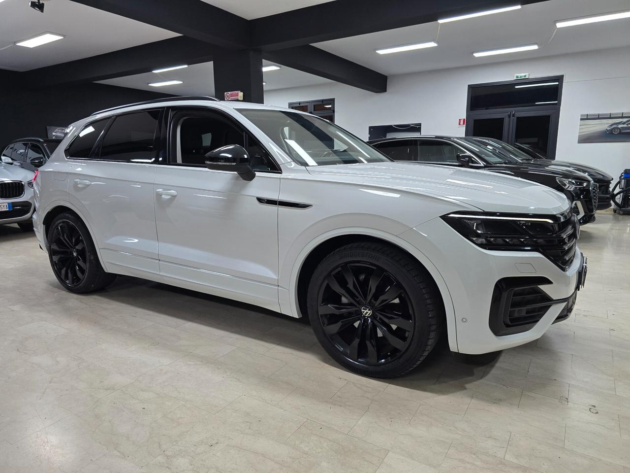 Volkswagen Touareg 3.0 V6 TDI SCR R-Line