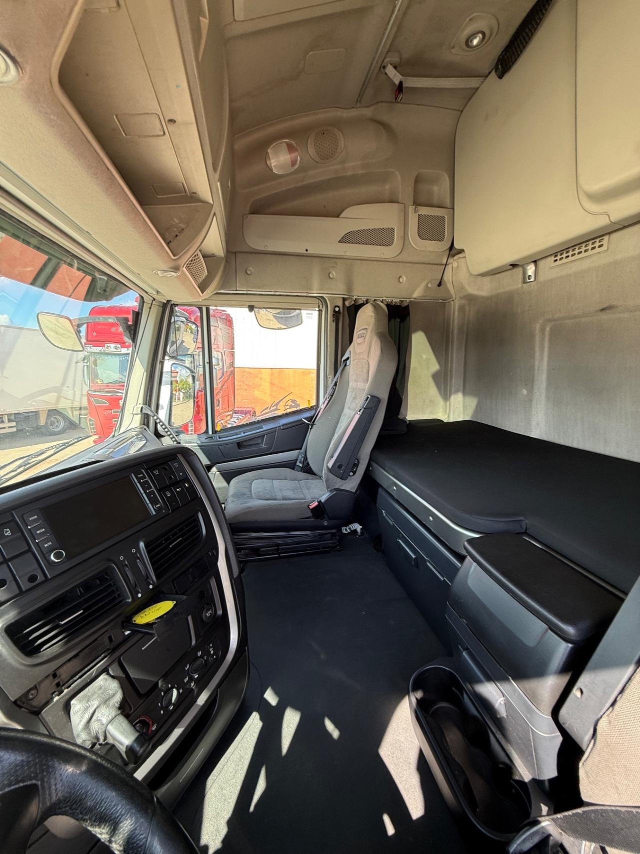 Iveco 460