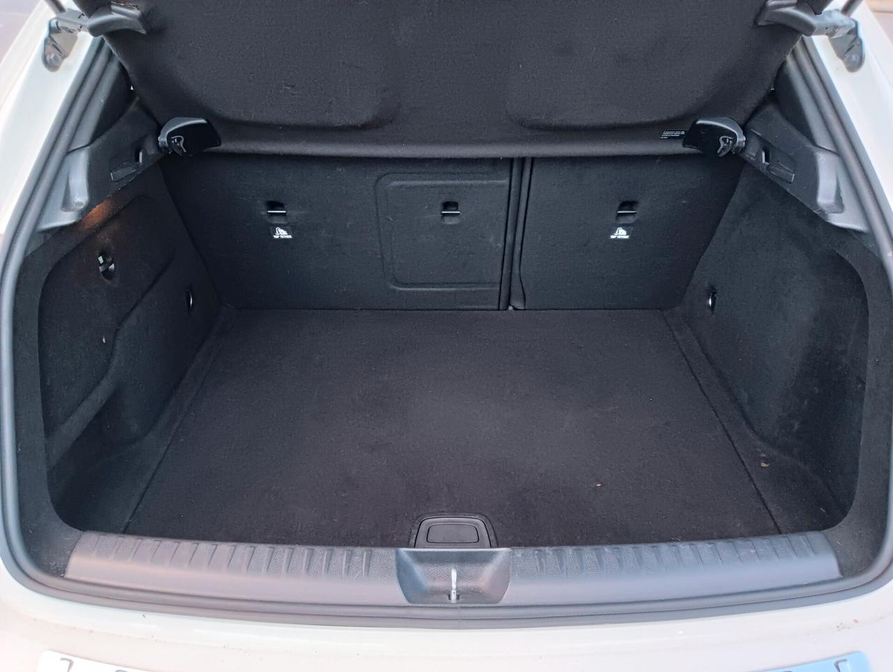 Mercedes-benz GLA 220 d LEGGERE DESCRIZIONE