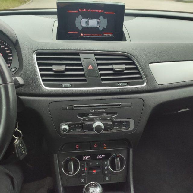 AUDI Q3 2.0 TDI 120 CV Business