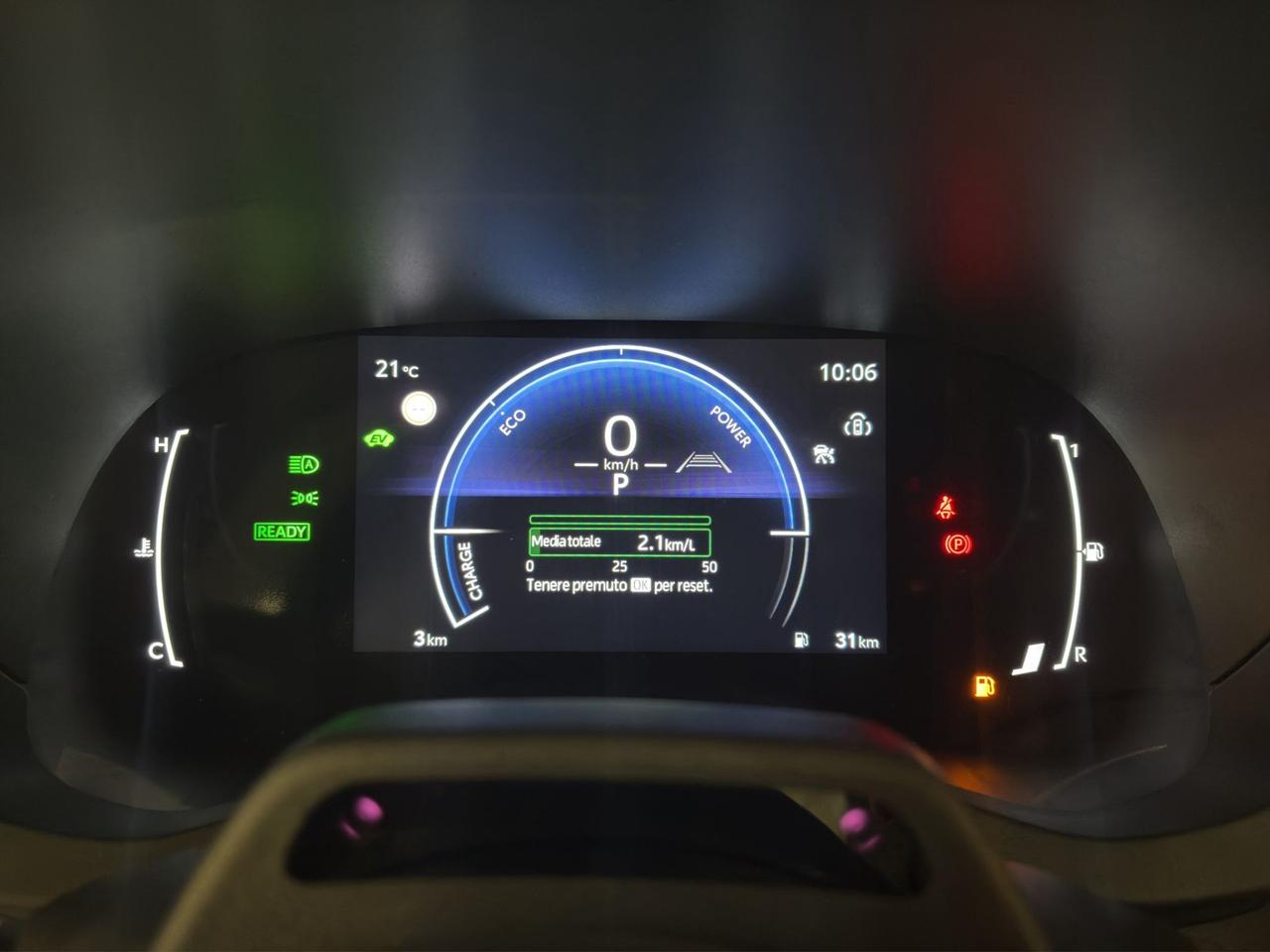 Toyota Yaris 1.5h 115 Icon