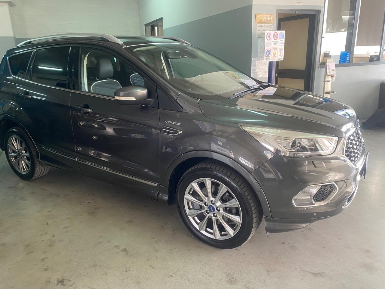 Ford Kuga 2.0 TDCI 150 CV S&S 4WD Powershift Vignale