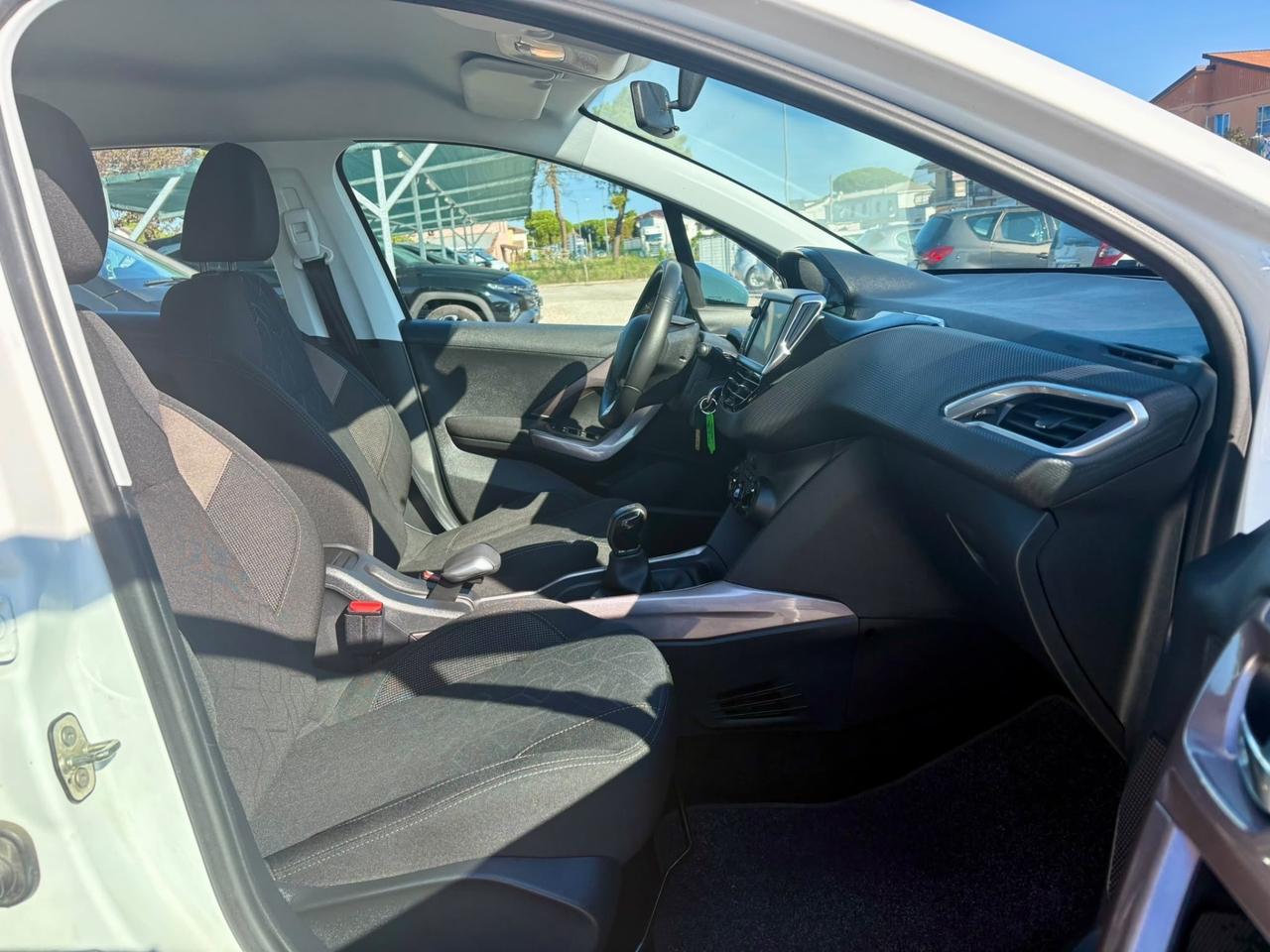 Peugeot 2008 PureTech 82 Allure