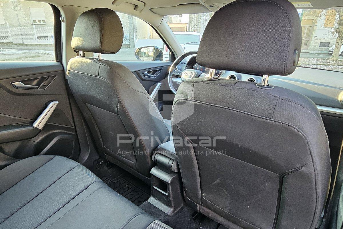 AUDI Q2 30 TDI S tronic Business