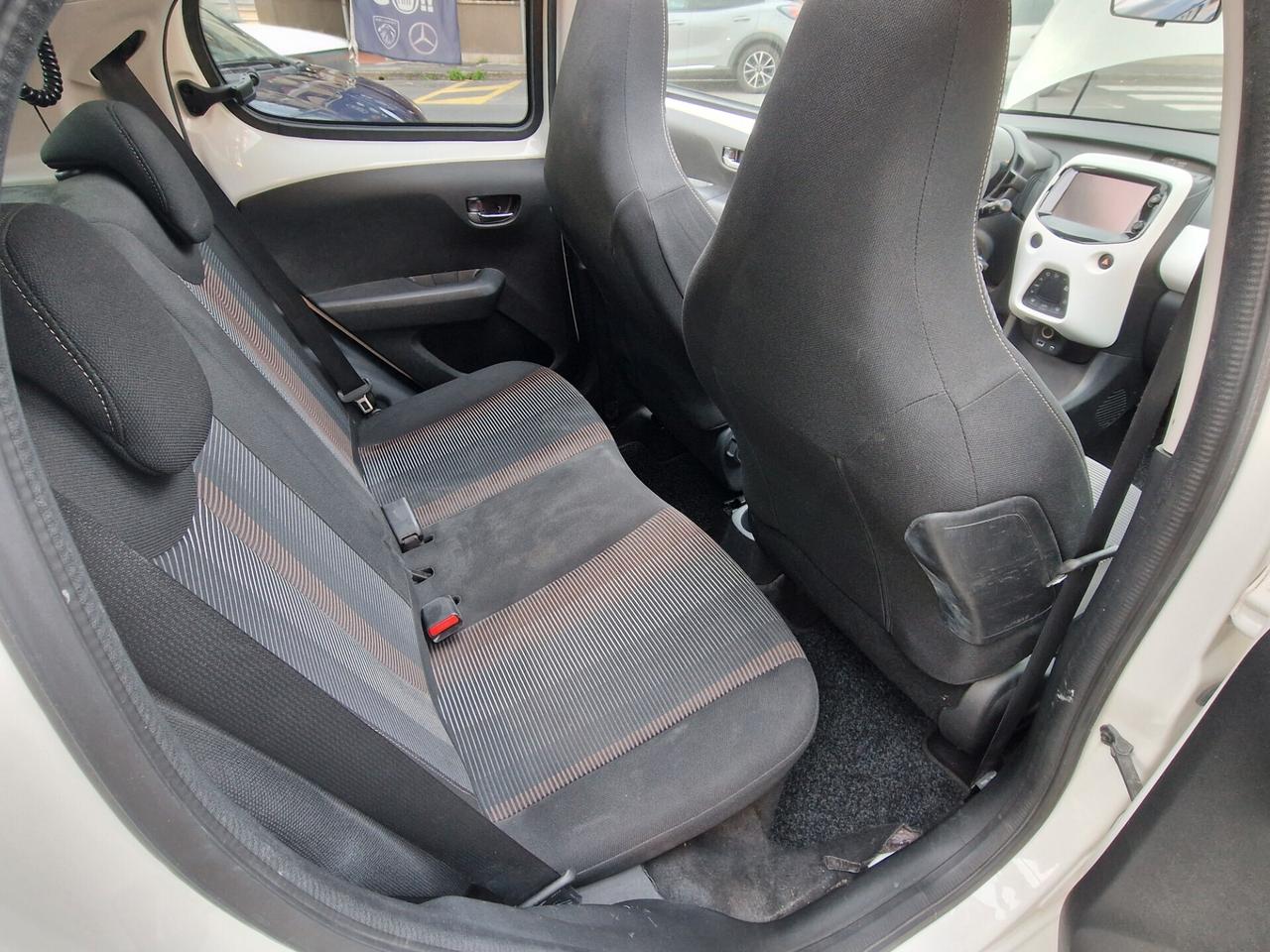 Peugeot 108 VTi 68 5 porte Allure TOP cabriolet