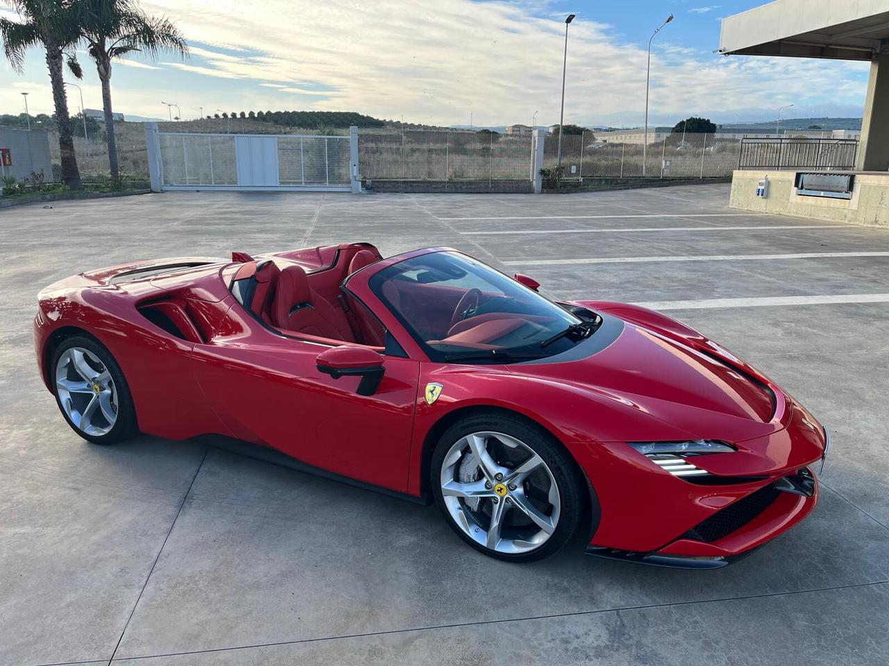 Ferrari SF90 Spider