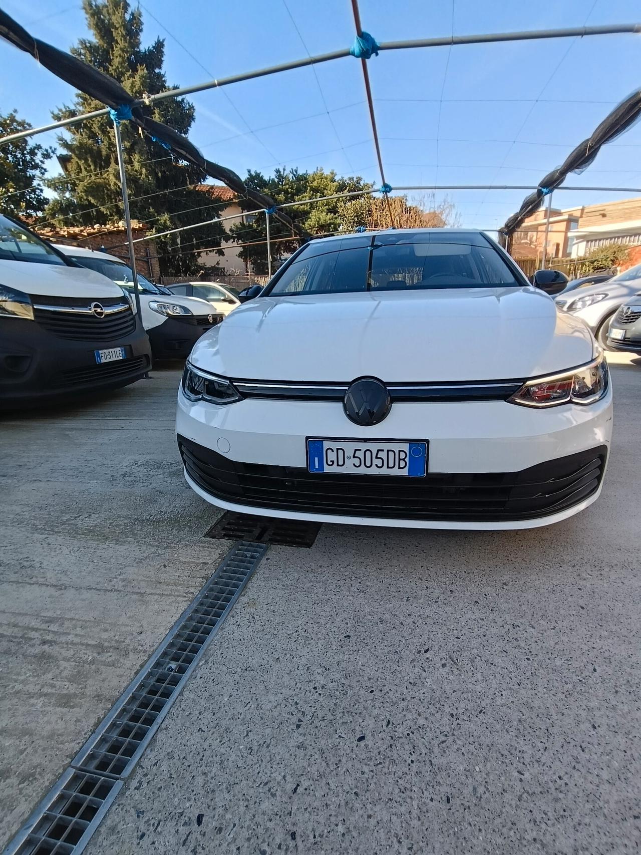 Volkswagen Golf 1.5 eTSI 150 CV EVO ACT DSG R-Line