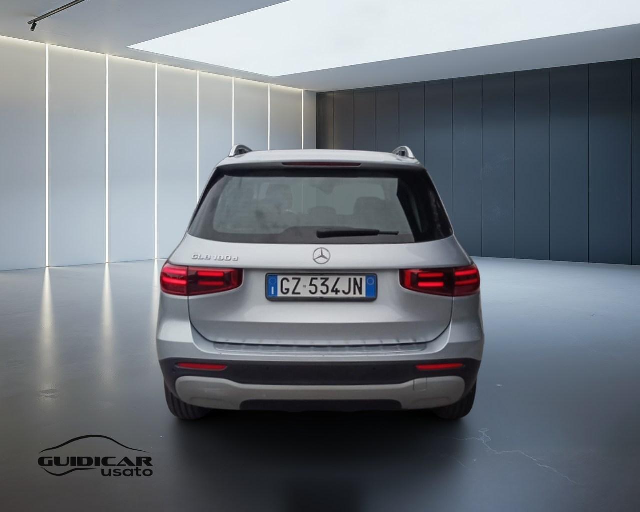 Mercedes-Benz GLB - X247 2023 - GLB 180 d Advanced auto