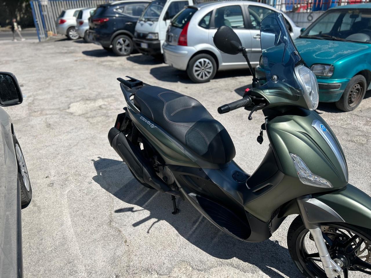 Piaggio Beverly 350