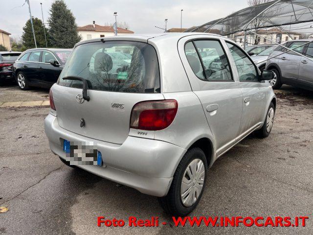 TOYOTA Yaris 1.0i 16V cat 5 porte