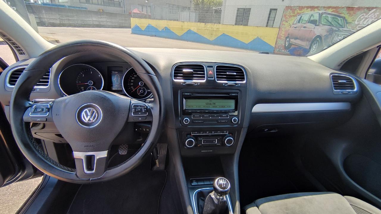 Volkswagen Golf VI 1.6 TDI DPF 5p. Highline NEOPATENTATI - 2010