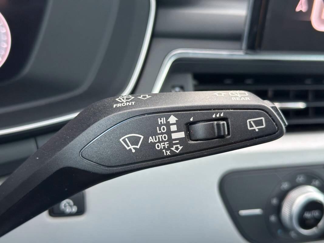 Audi A4 Avant 2.0 tdi mhev Business 136cv s-tronic con Carplay