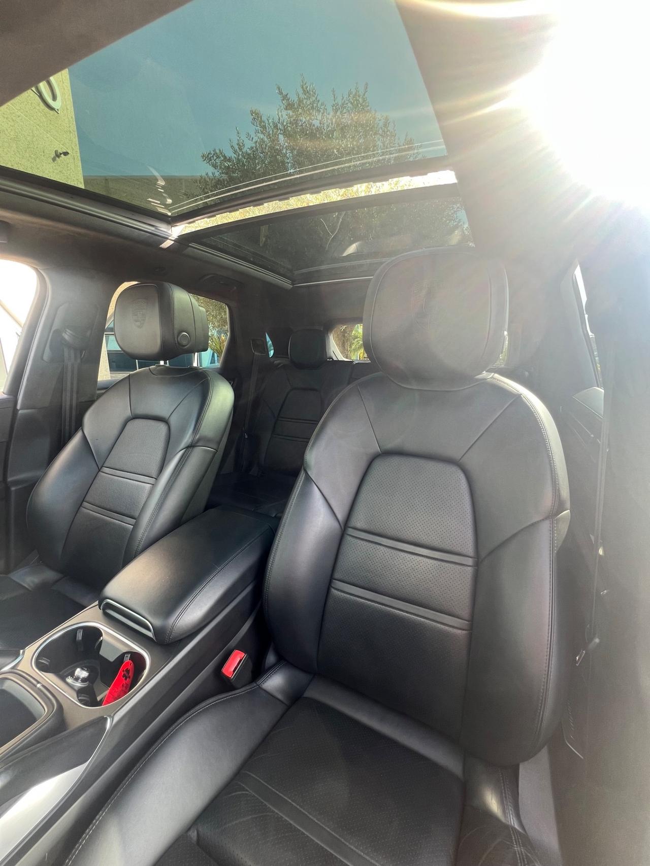 Porsche Cayenne 4.0 V8 Turbo - Possibilità Noleggio no Scoring