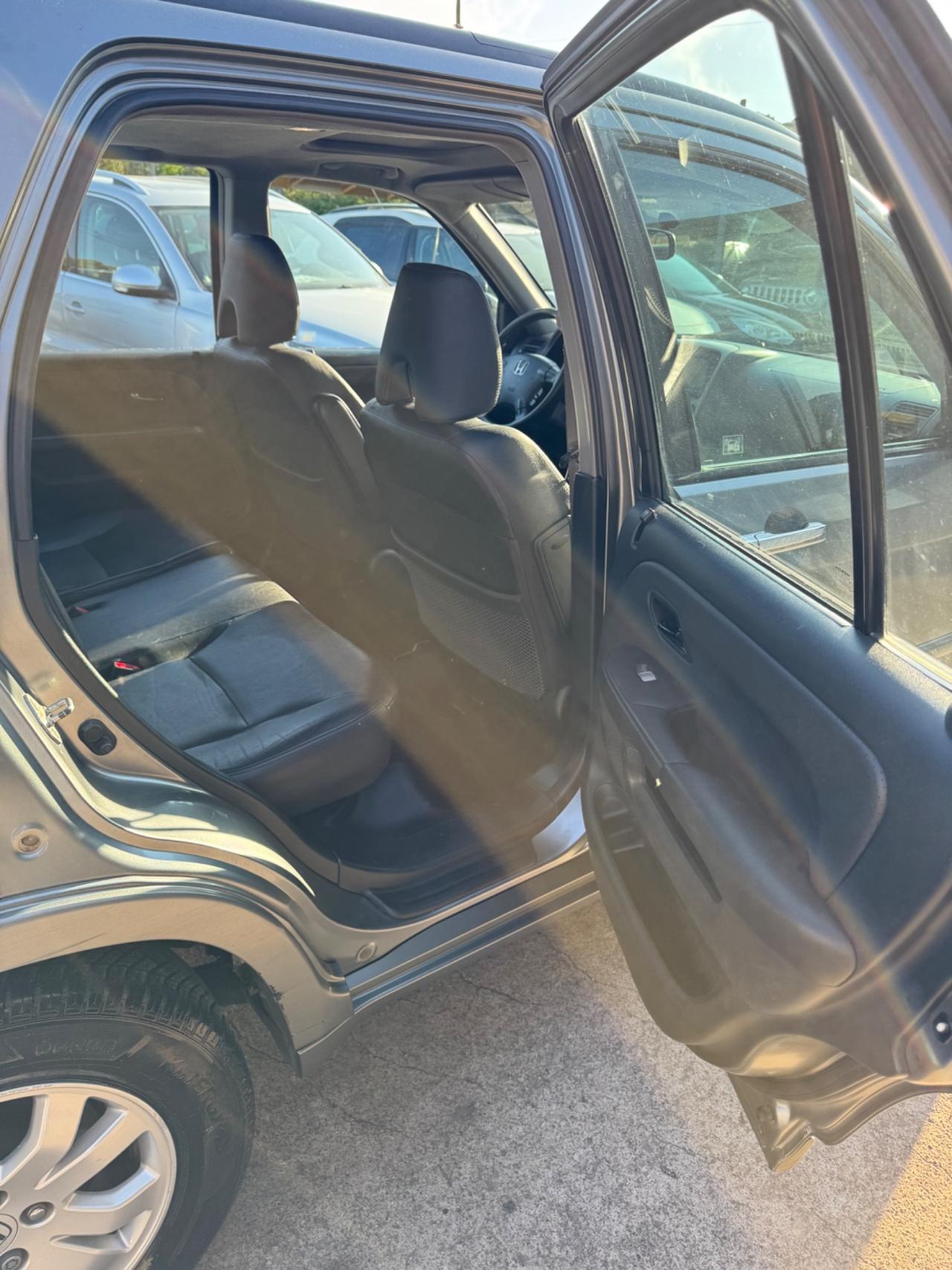 Honda CR-V 2.2 16V i-CTDi EX