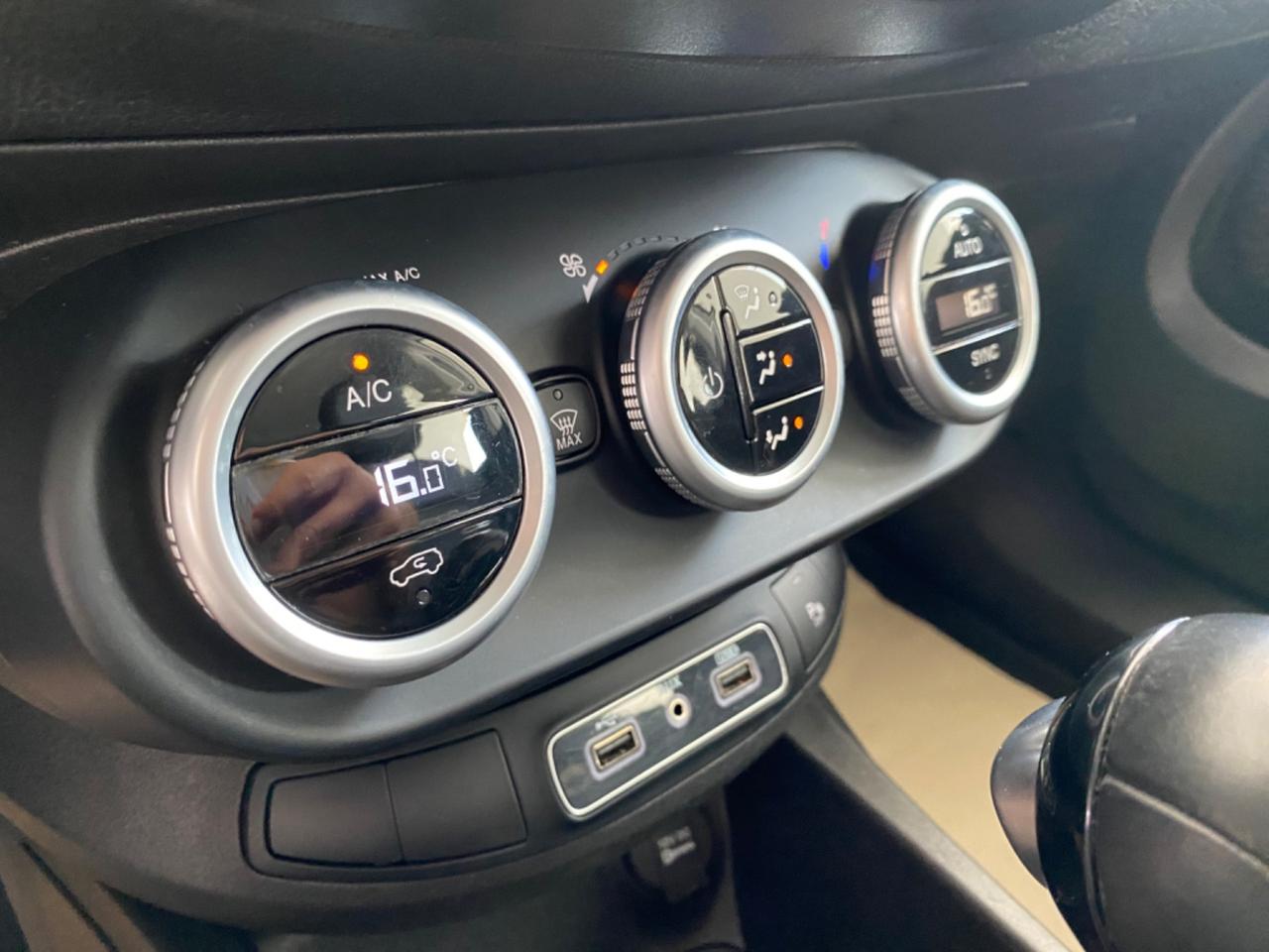 Fiat 500X 1.6Mjt120 CV DCT CITY CROSS+ LED/F1 2020