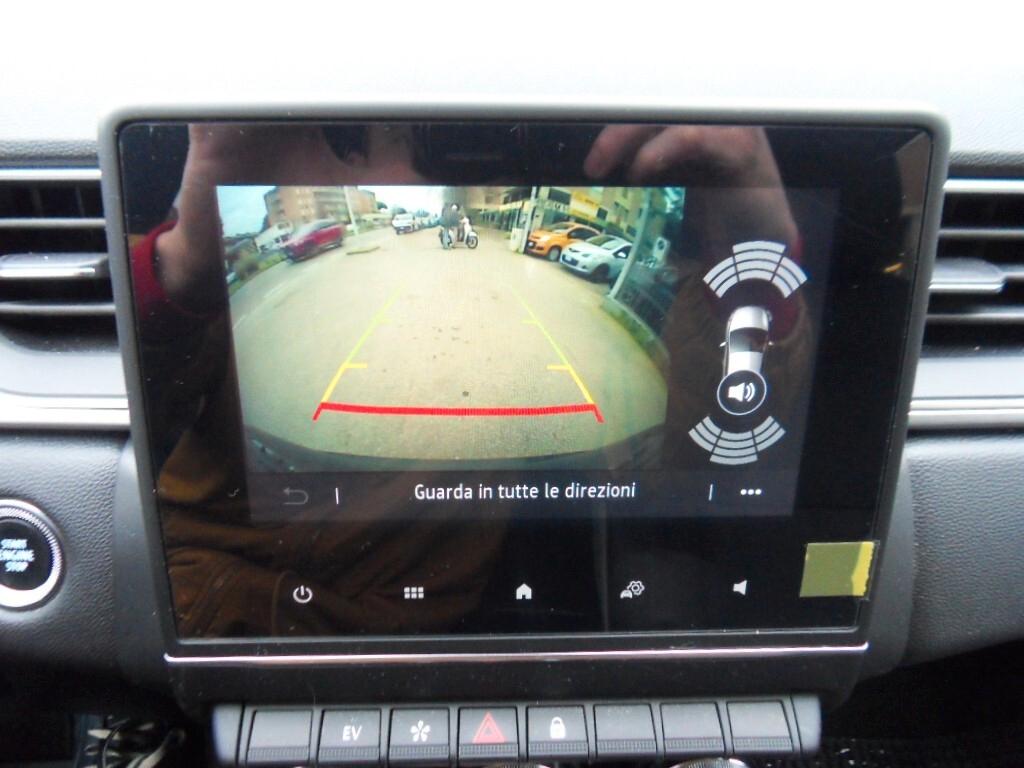 Renault Captur Mild Hybrid 140 CV Intens