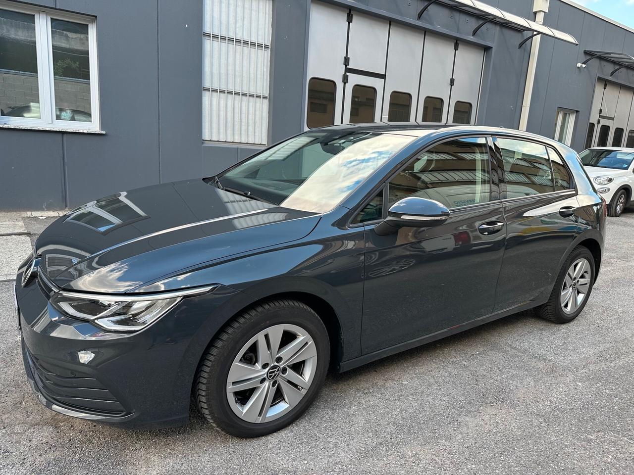 Volkswagen Golf 2.0 TDI 115 CV SCR Life*EURO6*NEOPATENTATI