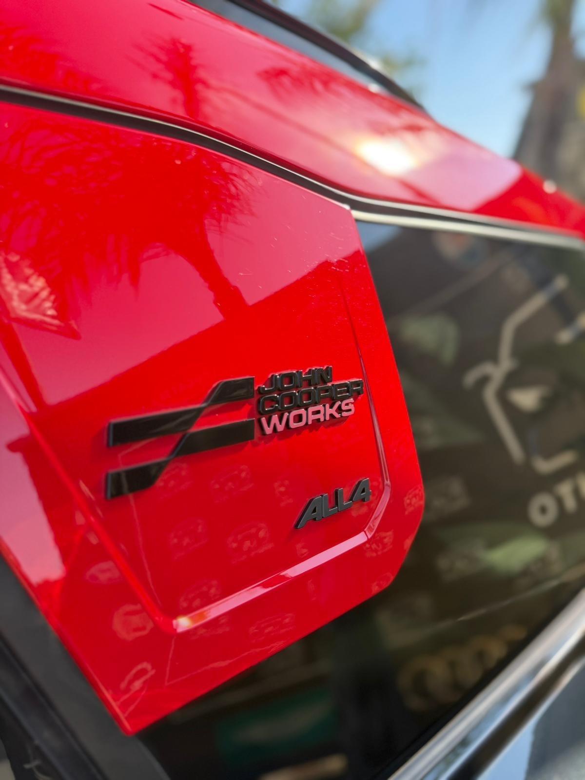 Mini John Cooper Works Countryman ALL4 JCW