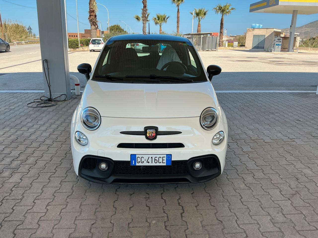 Abarth 595 1.4 Turbo T-Jet 180 CV Esseesse