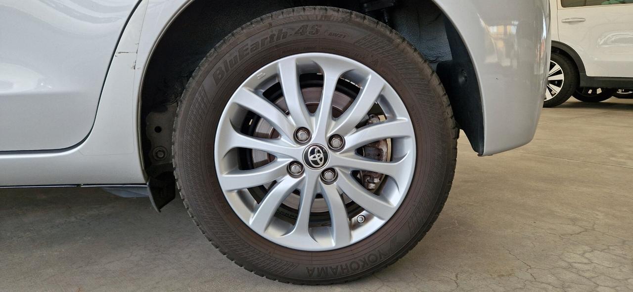 Toyota Yaris 1.4 D-4D 5 porte Lounge