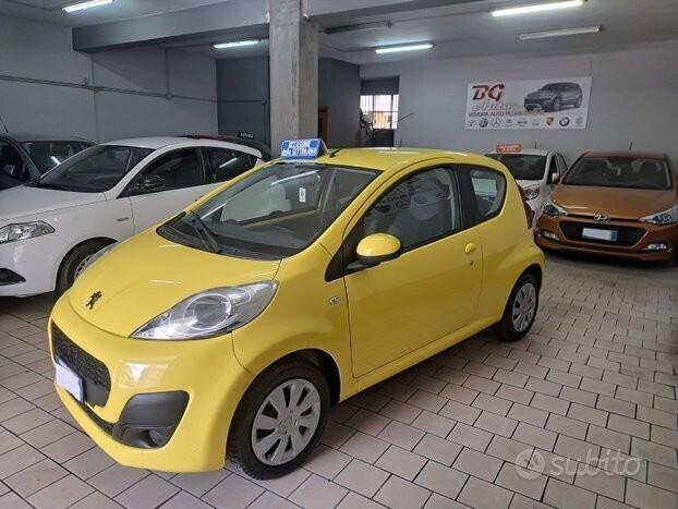 Peugeot 107 unico prop 1.0 ben 2013
