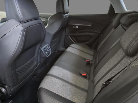 Peugeot 3008 BlueHDi 130 S&S Allure