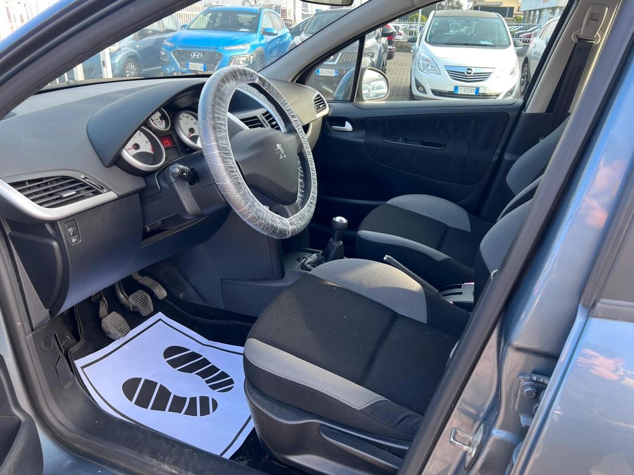 Peugeot 207 1.4 88CV 5p. XS