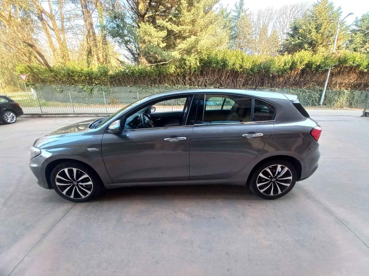 Fiat Tipo 1.6 Mjt S&S 5 porte Lounge