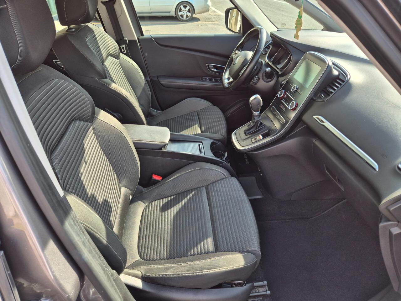 Renault Scenic Scénic TCe 140 CV EDC FAP Intens