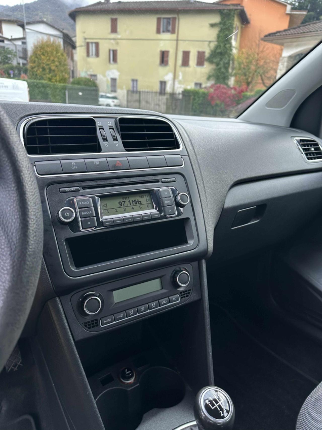 Volkswagen POLO 1.6 TDI DPF 5P NEOPAT KMCERT GARANZ UNICOPR