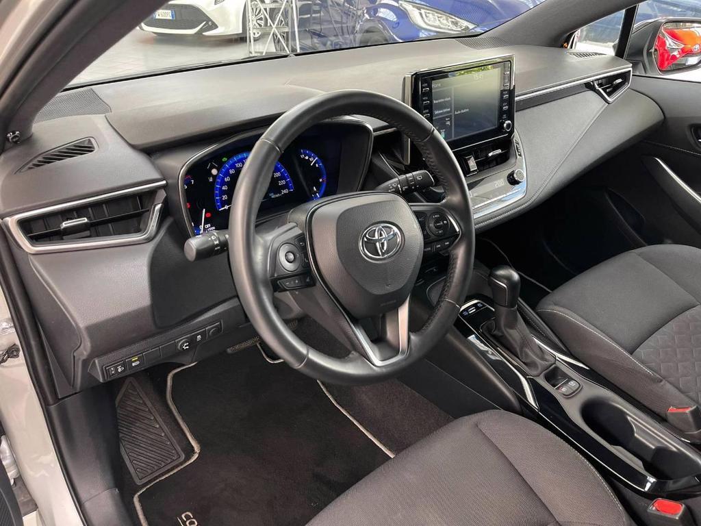 Toyota Corolla 1.8 Hybrid Style CVT